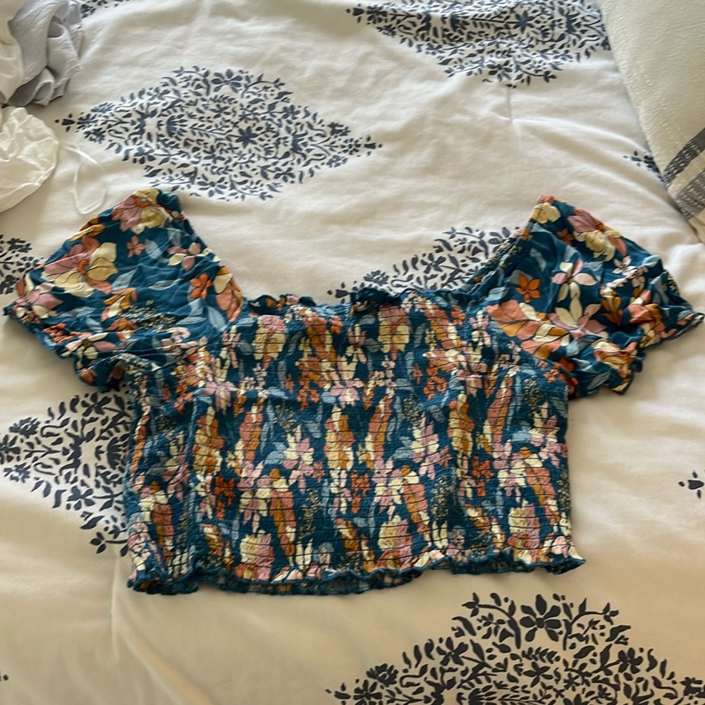 Aerie floral short sleeve blouse